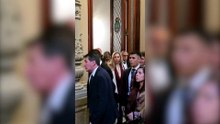 "Corruptos son ustedes" la respuesta de Milei a los periodistas en el Congreso