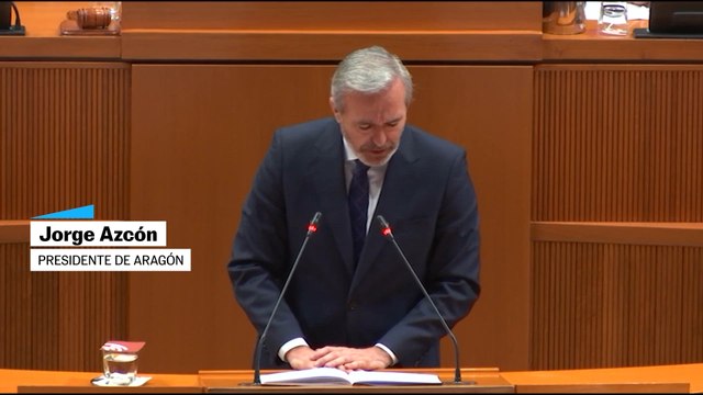 Jorge Azcón justifica la prioridad nacional acuñada en el pacto con Vox para gobernar Aragón