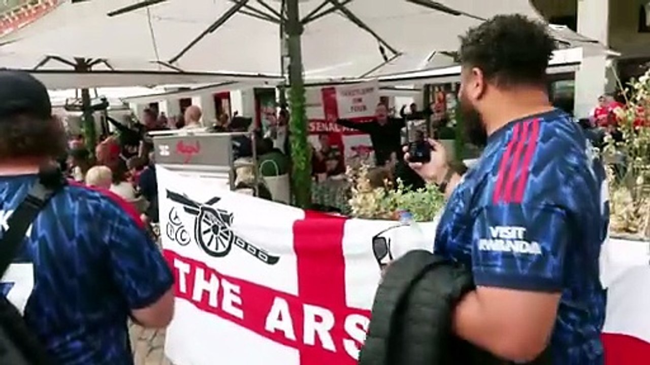 Los seguidores del Arsenal toman el centro de Madrid