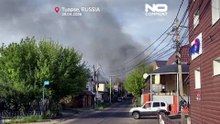 Над российским Туапсе поднимается дым после удара дронов по НПЗ