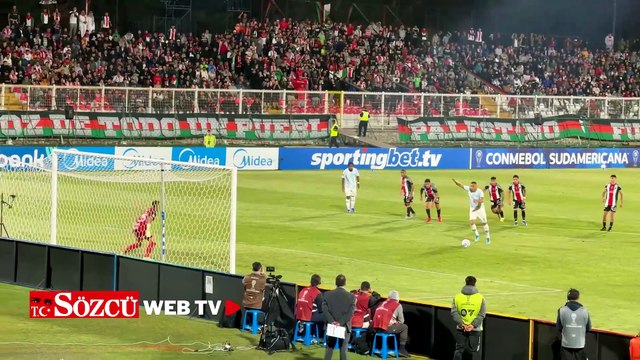 Galatasaray'ın eski yıldızı 3 kez üst üste penaltı kaçırdı