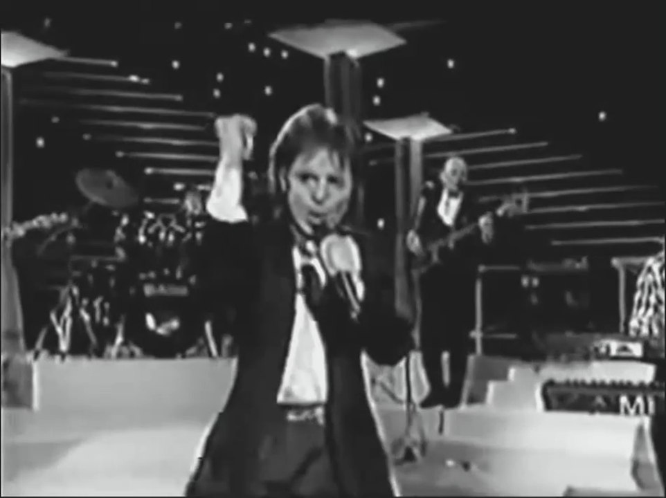 HEALING LOVE by Cliff Richard - live TV performance 1993