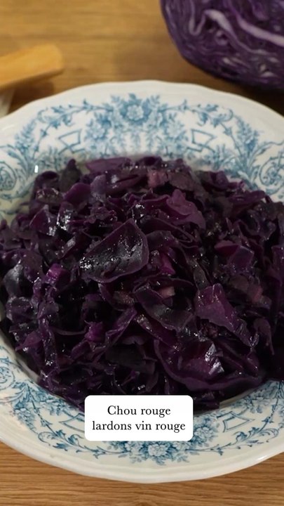 chou rouge aux lardons cuit au vin rouge