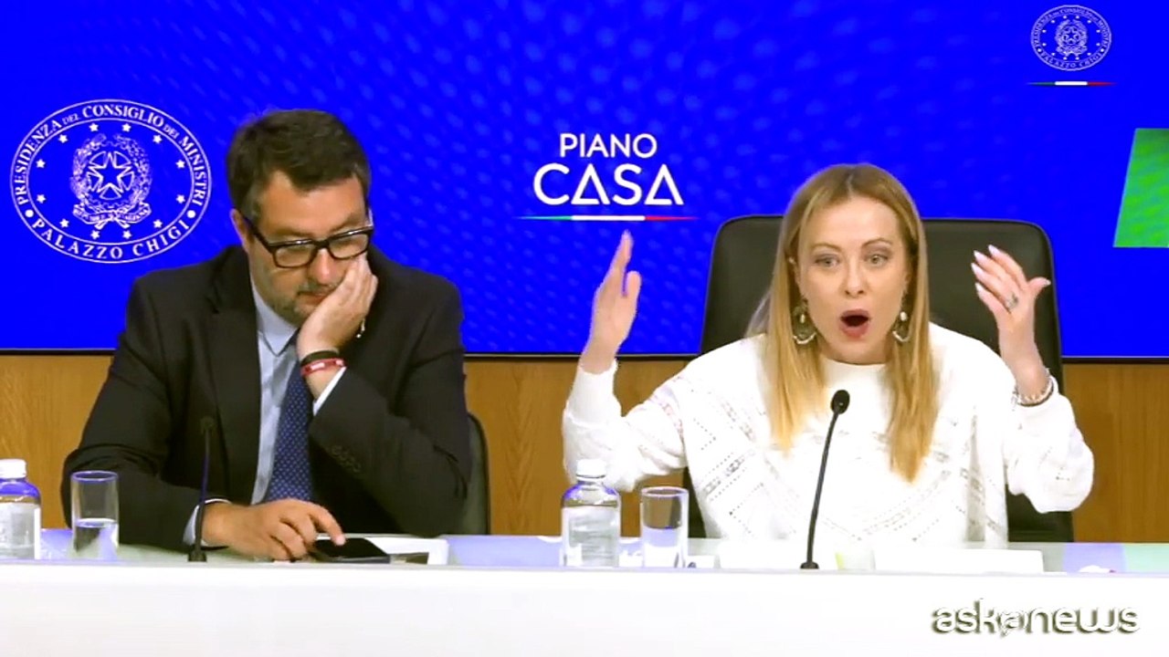 Meloni sbotta: presento il Piano casa e mi chiedete di Minetti