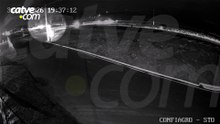 Vídeo mostra forte batida entre moto e carro na BR-277 em Santa Tereza do Oeste