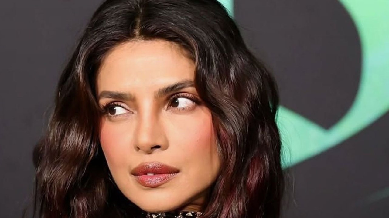 प्रियंका चोपड़ा ने बिना गॉडफादर के बॉलीवुड में कैसे बनाई पहचान?