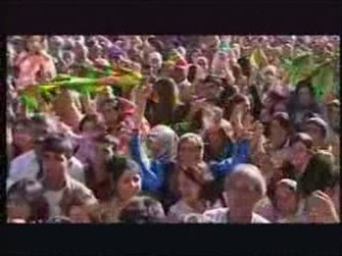 Yüksekova'daki Kürtçe Miting Görüntüleri