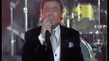 BLACK & WHITE -- MYRON __  ΤΟΛΗΣ  ΒΟΣΚΟΠΟΥΛΟΣ  ( ASTERIA  GLYFADAS )