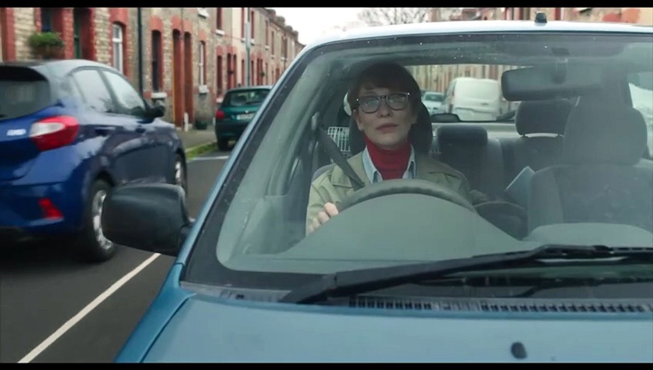 Father Mother Sister Brother Trailer (Deutsch)