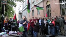 Manifestazione davanti alla Prefettura per la Flotilla