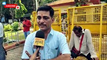 मराठी माणूसच सार्वजनिक ठिकाणी हिंदीतून का बोलतो