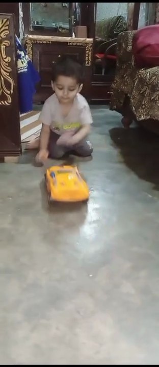 Salar ahmad playing car