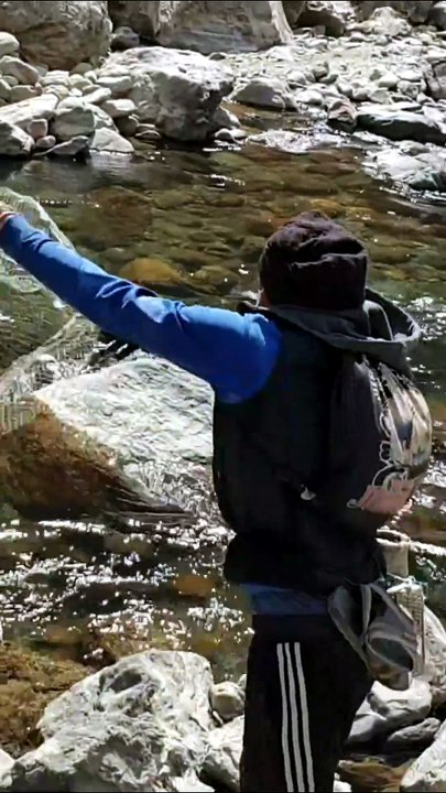 cast net fishing in Nepal |