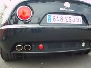Alfa 8C - 400 Ferrai contre le Cancer 2008