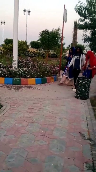 TikTok per aai hain thuri doom to machain ge