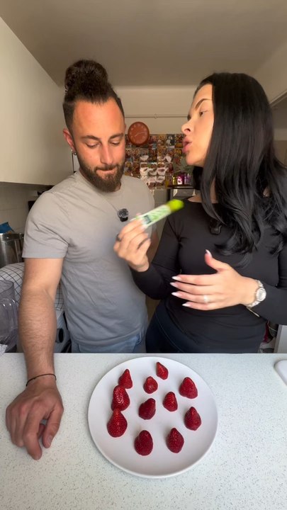 La fraise 🍓 piégée 😂