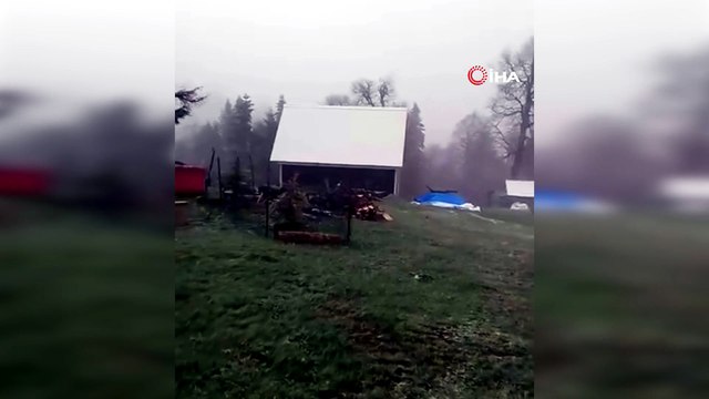 Düzce'de mayıs ayında kar sürprizi yaşandı. Bölge kısa sürede beyaza büründü