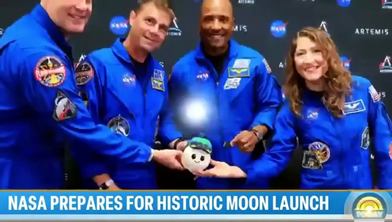 WE'RE GOING TO THE MOON TODAY! THE BIGGEST APRIL FOOLS JOKE THE GOVERNMENT CAN PLAY ON THE SHEEPLE!