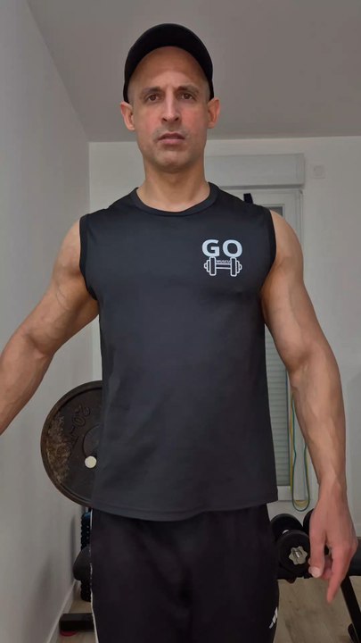 Training biceps 💪 💪 💪