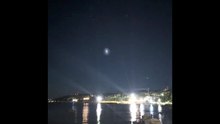 Nei cieli di Toscana compare un grosso oggetto luminoso: molti avvistamenti