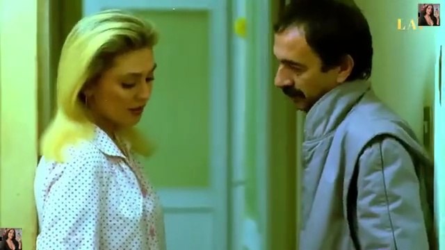 DİKİŞ MAKİNESİ _ Bahtsız Koca, karısı dikiş yapıyor sanırken yuvası dağılıyor _ Yeşilçam Filmi