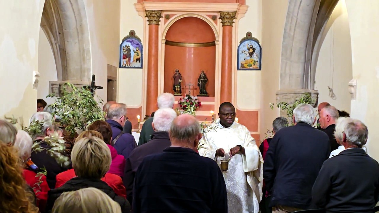 Aplec de Sant Cugat de Gavadons (Benedicció de l'Olivera i cant dels Goigs)
