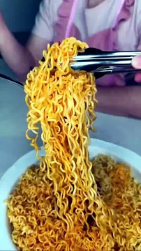 Why are the RAMEN NOODLES flying😭❤️🍜~ CHEFKOUDY