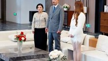 Younger Sister Steals Fiancé, Transforms into CEO's Darling: A Tale of Redemption and Romance