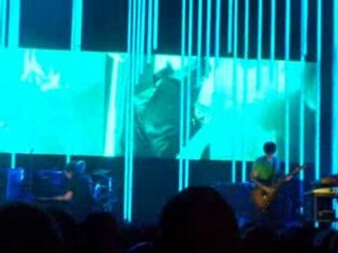 Radiohead - ''Pyramid Song'' (Live @ Paris-Bercy, 09.06.08)