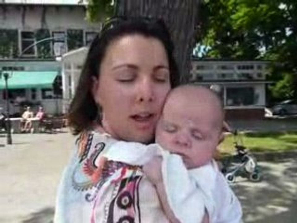 Gaspard découvre les joies d'un dimanche d'été à Berlin