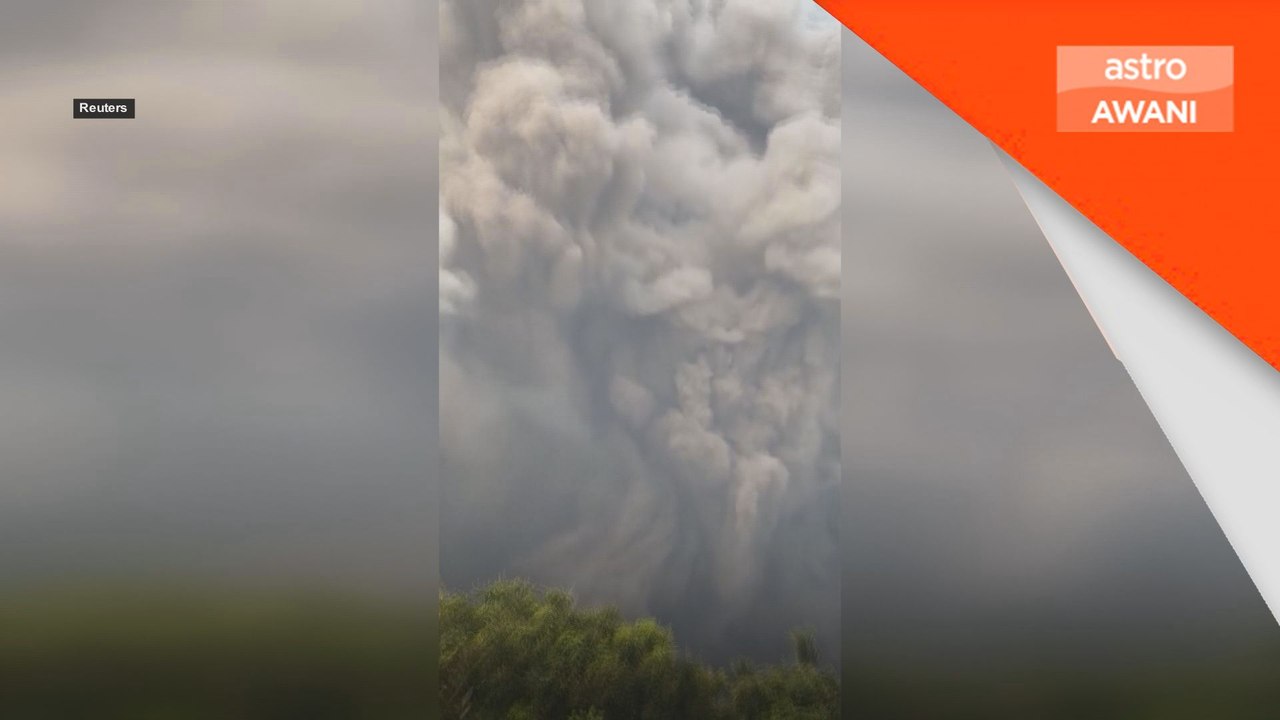 Gunung Mayon meletus, debu tebal selubungi langit