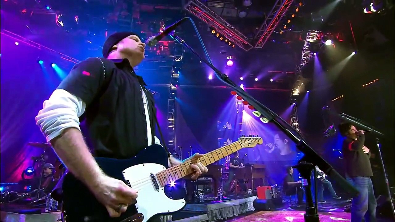 Recovering The Satellites - Counting Crow (live)
