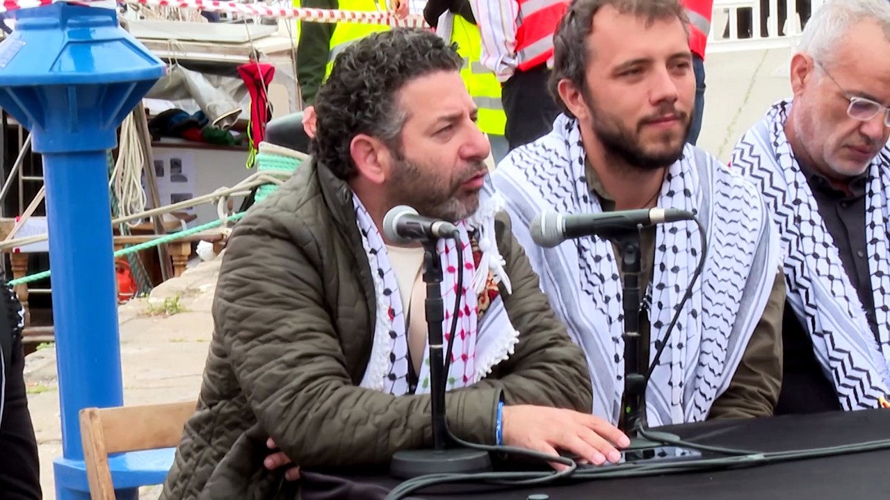Israel confirma la llegada del español detenido y la Flotilla denuncia torturas