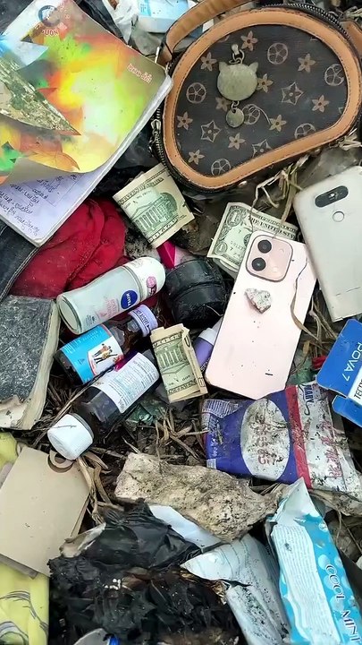 Found broken iphone #foundphone #iphone #restoration #reels