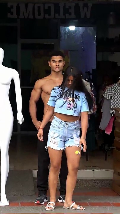 El maniquí Humano😱
