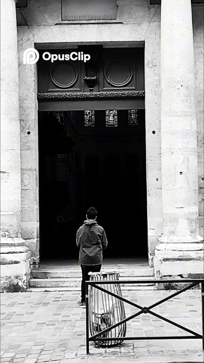 Who is Frank_ Intriguing Encounter at a Grand Entrance