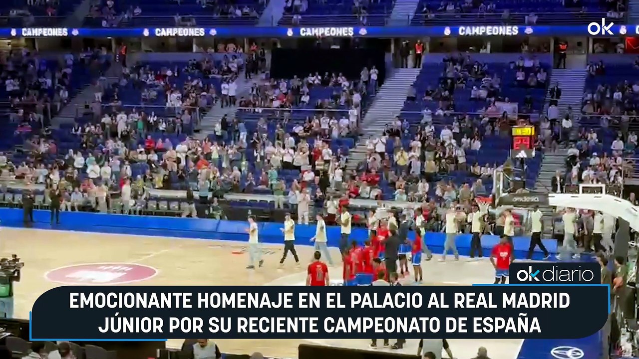 Emocionante homenaje en el Palacio al Real Madrid Júnior por su reciente campeonato de España