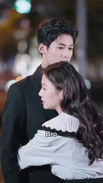 Best KoreanPoor girl helps a dementia patient—shocked he’s her long-lost billionaire dad!