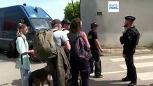 Rave gigante ilegal em campo de tiro militar abre caminho para punições mais severas em França