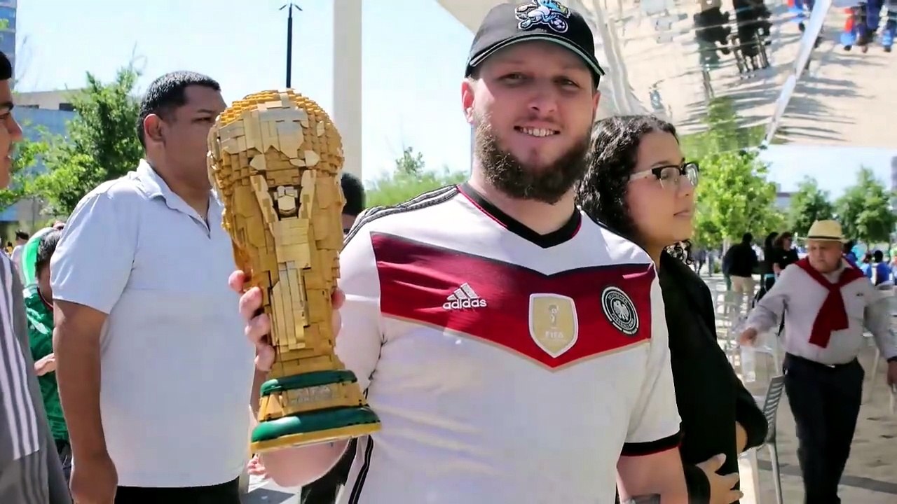 El trofeo de la Copa del Mundo llega a Houston en su gira por EE.UU. previo al Mundial