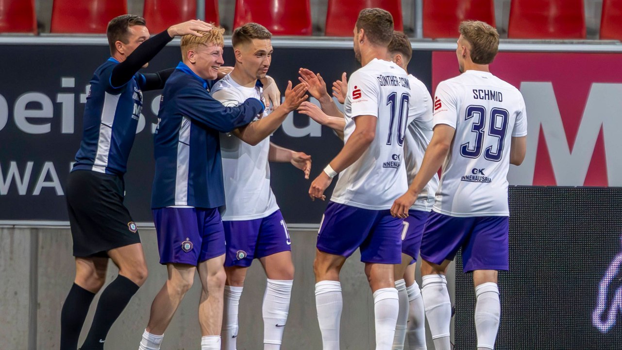 5:3 nach 1:3 beim FCI: Aue gewinnt spektakulär