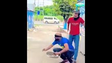 افضل مقاطع مضحكة جدا 🤣 _ تحدي الضحك 🤣_ مواقف تموت من الضحك 🤣 _  فيديوهات مضحكة جدا 🤣 2023  #17 (360p)
