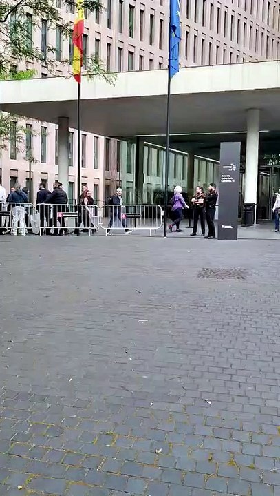 Entrada als jutjats 2