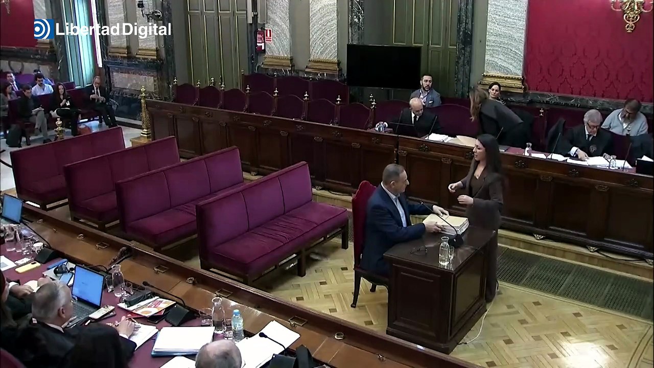 Ábalos tila de "farsa" e "impostura" la confesión de Aldama sobre las relaciones con Guaidó