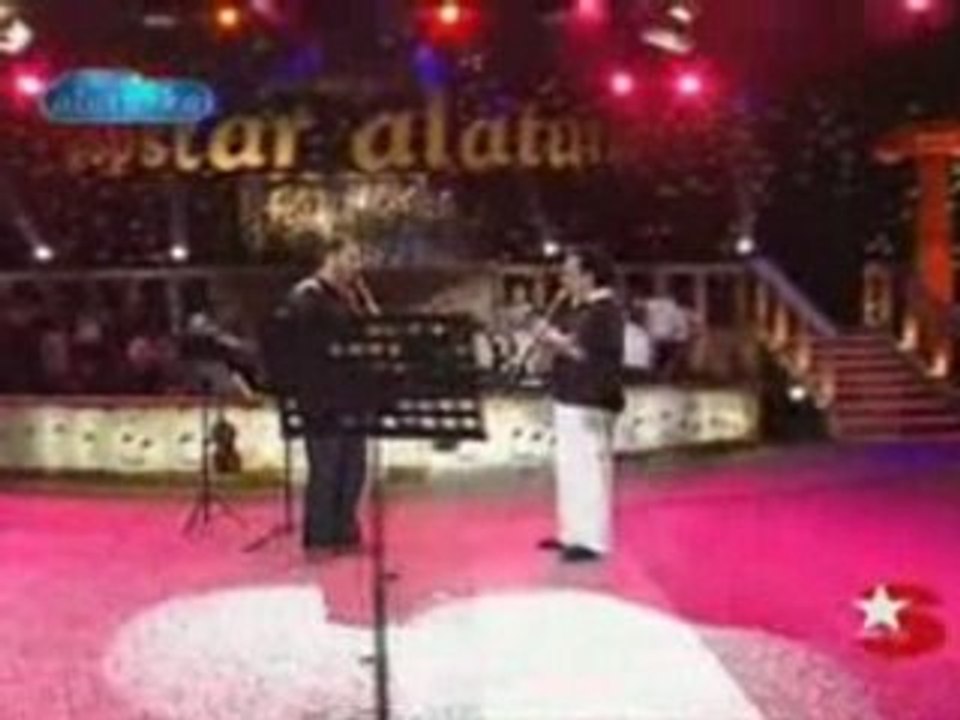 Hüsnü & Saleas Popstar