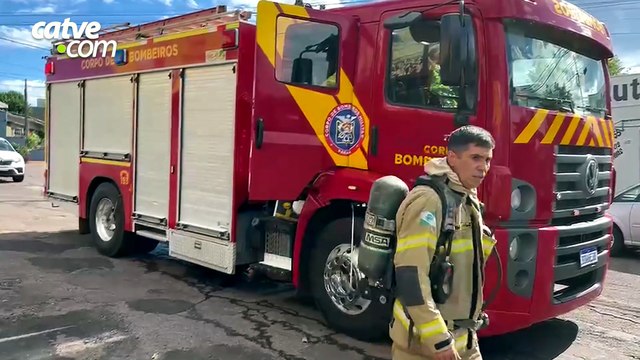Forno de restaurante pega fogo e mobiliza Bombeiros em Cascavel