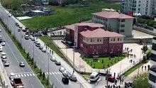 Okul çevresinde peş peşe silah sıkıldı