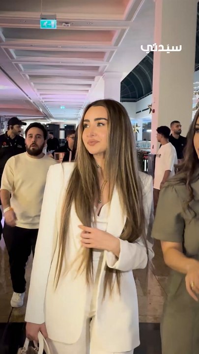 هنا الزاهد