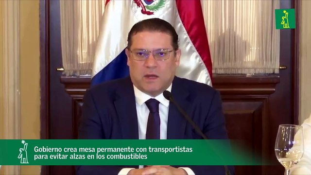 Gobierno crea mesa permanente con transportistas para evitar alzas en los combustibles