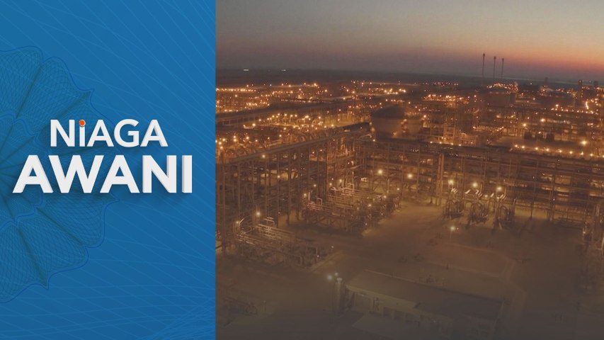 Oil jumps, stocks drop as Iran tightens grip on Strait of Hormuz